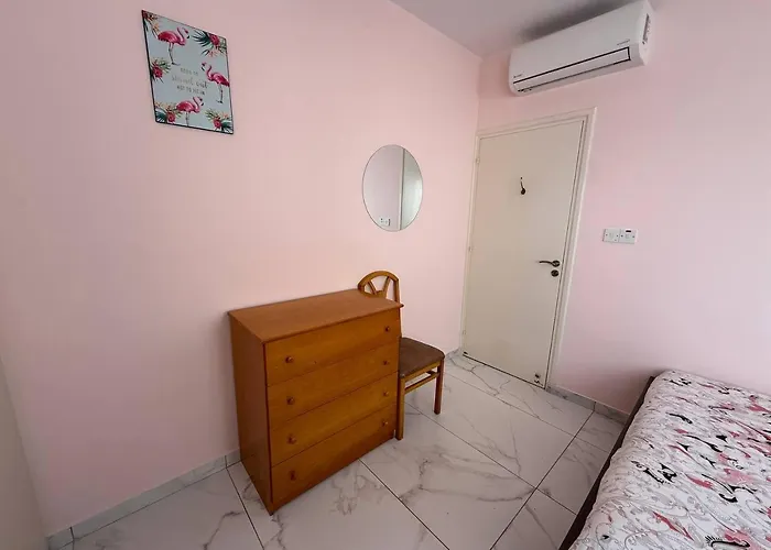 Clementinka - 200 Meters From The Sea